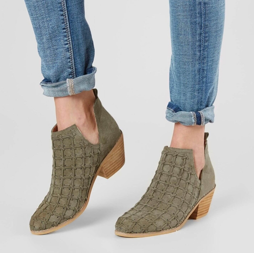 Mi.iM Lavin Knotted Suede Ankle Boots Olive Green Size 7